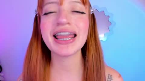 Snapshot of wenstacie_ chatting on June 26, 2026, 2:05 am Wenstacie INDEPENDENT MODEL online show from June 26, 2026, 2:05 am