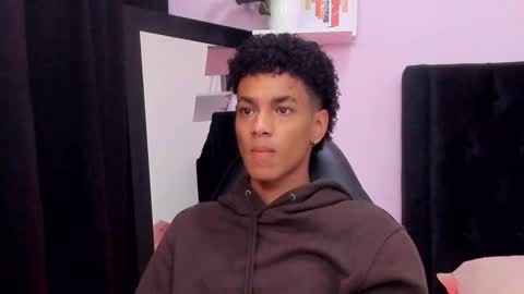 WES online show from December 17, 2025, 3:18 pm