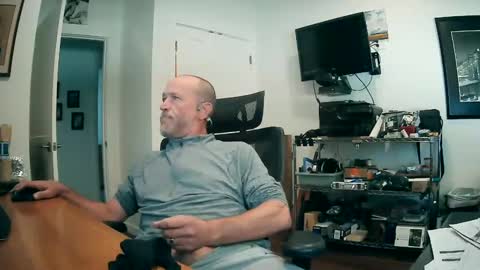 weseeyouwatching online show from September 25, 2025, 7:06 pm