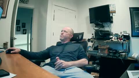 weseeyouwatching online show from January 13, 2026, 4:23 pm