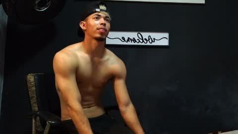 wesley_77 online show from June 7, 2026, 6:44 pm