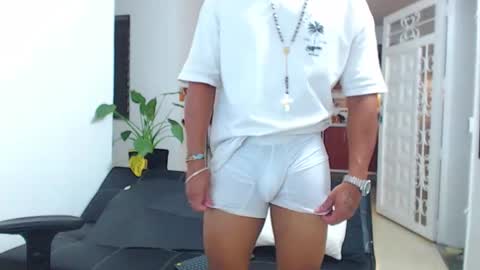 Wesley Rogger online show from February 13, 2026, 12:06 am