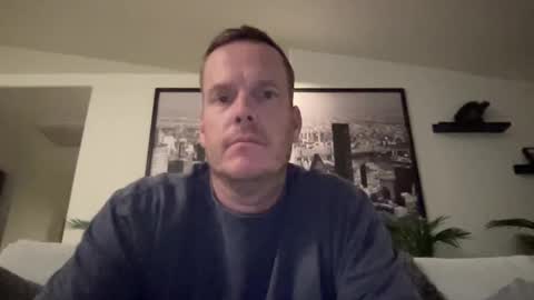 Snapshot of westcoastguy213 chatting on October 8, 2025, 4:32 am westcoastguy213 online show from October 8, 2025, 4:32 am