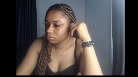 Snapshot of wet_juicypussy chatting on December 11, 2024, 8:47 am queen online show from December 11, 2024, 8:47 am