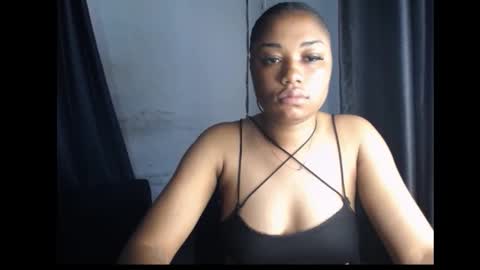 Snapshot of wet_juicypussy chatting on December 25, 2024, 8:40 am queen online show from December 25, 2024, 8:40 am