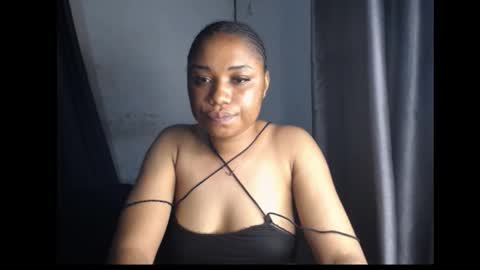 Snapshot of wet_juicypussy chatting on December 27, 2024, 10:37 pm queen online show from December 27, 2024, 10:37 pm