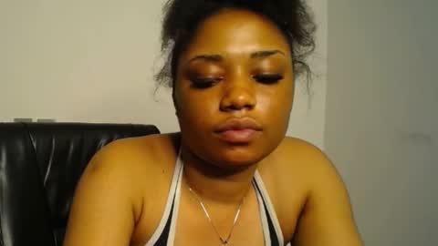 Snapshot of wet_juicypussy chatting on January 21, 2025, 3:21 pm queen online show from January 21, 2025, 3:21 pm