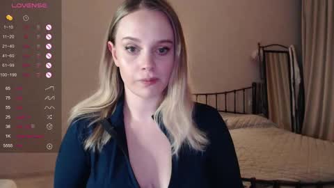 Lana online show from March 7, 2025, 4:33 pm