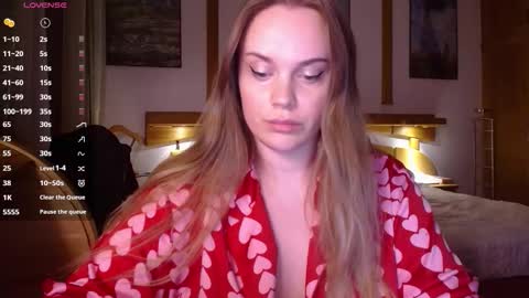 Lana online show from March 4, 2026, 8:26 pm