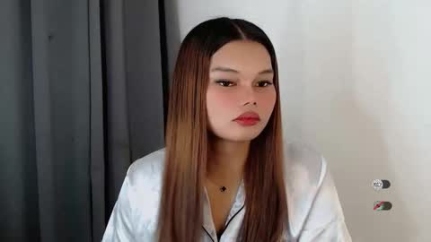 Snapshot of wet_velvet_xo chatting on February 4, 2026, 5:02 am wet_velvet_xo online show from February 4, 2026, 5:02 am