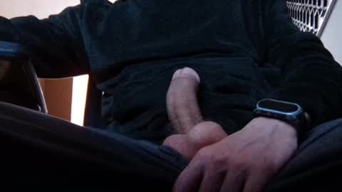 Snapshot of wetbigdickstream chatting on February 26, 2025, 12:05 am Wetbigdickstream online show from February 26, 2025, 12:05 am