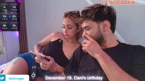 Mia and Dylan online show from December 17, 2025, 6:25 pm