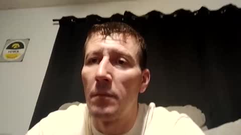 Snapshot of wetduck77777 chatting on February 26, 2026, 4:11 am wetduck77777 online show from February 26, 2026, 4:11 am