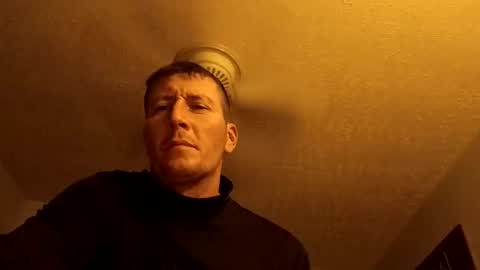 Snapshot of wetduck77777 chatting on April 8, 2026, 7:30 am wetduck77777 online show from April 8, 2026, 7:30 am