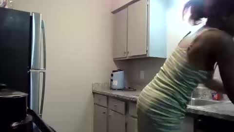 Kylie online show from October 12, 2025, 3:49 am