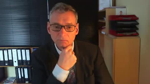 Franz online show from March 8, 2025, 9:06 am