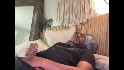 Magic johnson 313 online show from October 15, 2025, 1:11 pm