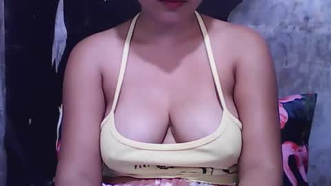 Snapshot of wettyhottie69 chatting on November 1, 2025, 1:40 am wettyhottie69 online show from November 1, 2025, 1:40 am
