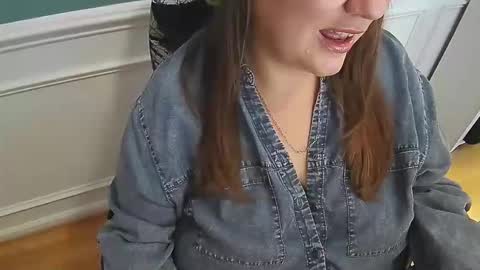 WetWordsOnly online show from December 16, 2025, 1:38 pm