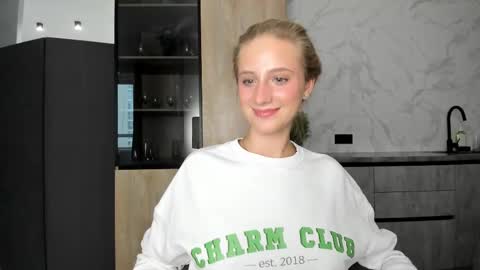 Alexa online show from October 27, 2025, 8:40 am