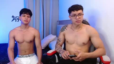 Snapshot of whipped_ripped chatting on October 8, 2025, 2:04 pm whipped_ripped online show from October 8, 2025, 2:04 pm