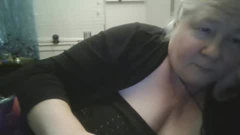 whipsnap19 online show from November 29, 2025, 9:45 am