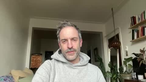 WhiskyLove online show from April 7, 2026, 8:53 pm