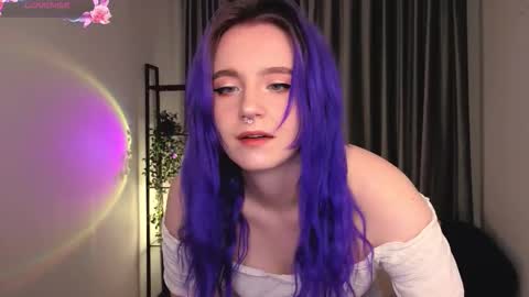 RunayWitch online show from October 15, 2025, 10:10 pm