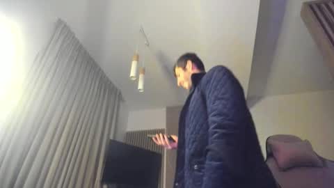 Michael online show from December 20, 2025, 10:39 pm