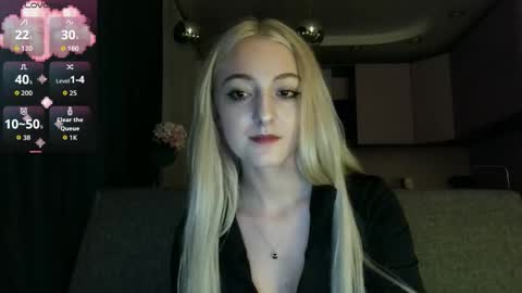 Lina online show from September 20, 2025, 12:00 am