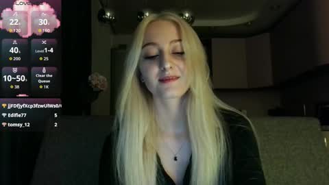 Lina online show from September 20, 2025, 10:55 pm
