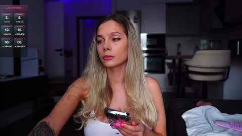 Snapshot of whitebanny chatting on January 20, 2025, 7:36 am Kate online show from January 20, 2025, 7:36 am