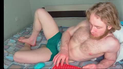 Snapshot of whitebars22 chatting on March 1, 2026, 8:27 am whitebars22 online show from March 1, 2026, 8:27 am