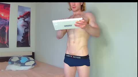 whitebars22 online show from July 17, 2026, 5:36 am