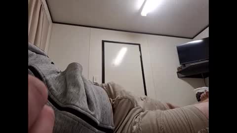 whiteboi9284 online show from October 9, 2025, 10:57 am