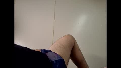 whiteboi9284 online show from November 21, 2025, 12:21 am