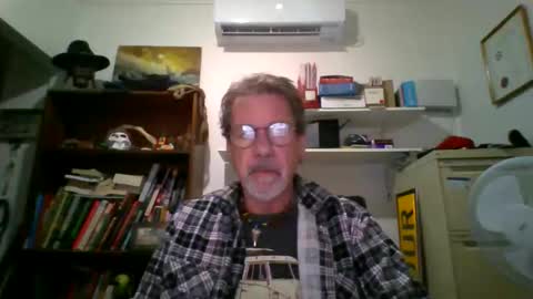 whiteboomer online show from April 18, 2026, 7:29 pm