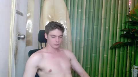 Snapshot of whiteboyinasia chatting on February 6, 2026, 7:12 am Christian online show from February 6, 2026, 7:12 am