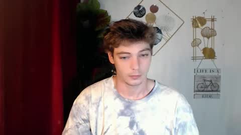 Snapshot of whiteboyinasia chatting on February 27, 2026, 9:31 am Christian online show from February 27, 2026, 9:31 am