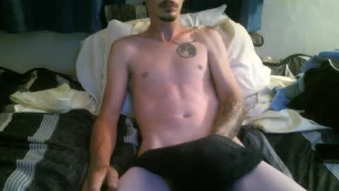 whiteboyslim21 online show from July 6, 2026, 5:37 am