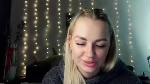 Snapshot of whitehex666 chatting on November 25, 2025, 2:28 pm whitehex666 online show from November 25, 2025, 2:28 pm