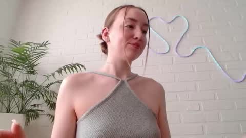 Snapshot of whiteprincessluna chatting on March 9, 2026, 12:31 pm You wont find me here on Saturdays and Sundays online show from March 9, 2026, 12:31 pm