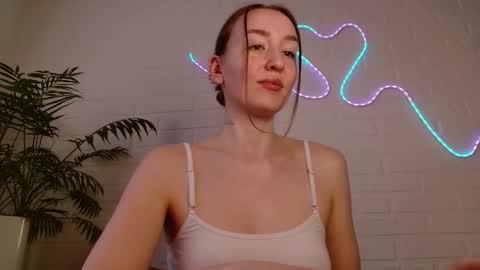 Snapshot of whiteprincessluna chatting on March 17, 2026, 2:09 pm You wont find me here on Saturdays and Sundays online show from March 17, 2026, 2:09 pm