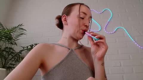 Snapshot of whiteprincessluna chatting on March 24, 2026, 2:11 pm You wont find me here on Saturdays and Sundays online show from March 24, 2026, 2:11 pm