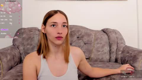 Snapshot of whitesun_01 chatting on March 7, 2025, 4:11 pm WhiteSun online show from March 7, 2025, 4:11 pm