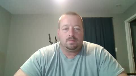 Snapshot of whitewolf850212 chatting on December 5, 2024, 9:39 am white wolf jeremy online show from December 5, 2024, 9:39 am