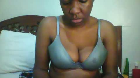 Snapshot of whitney_ly chatting on June 18, 2026, 6:02 am whitney_ly online show from June 18, 2026, 6:02 am