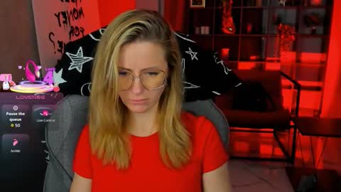 whitneypunnch online show from February 3, 2026, 3:39 pm