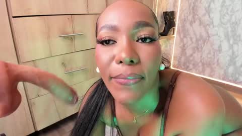whitneyyfox online show from May 27, 2026, 10:51 pm