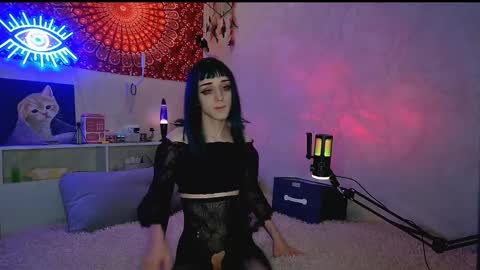 Snapshot of whoalexxa chatting on October 23, 2025, 3:11 pm Alexa online show from October 23, 2025, 3:11 pm